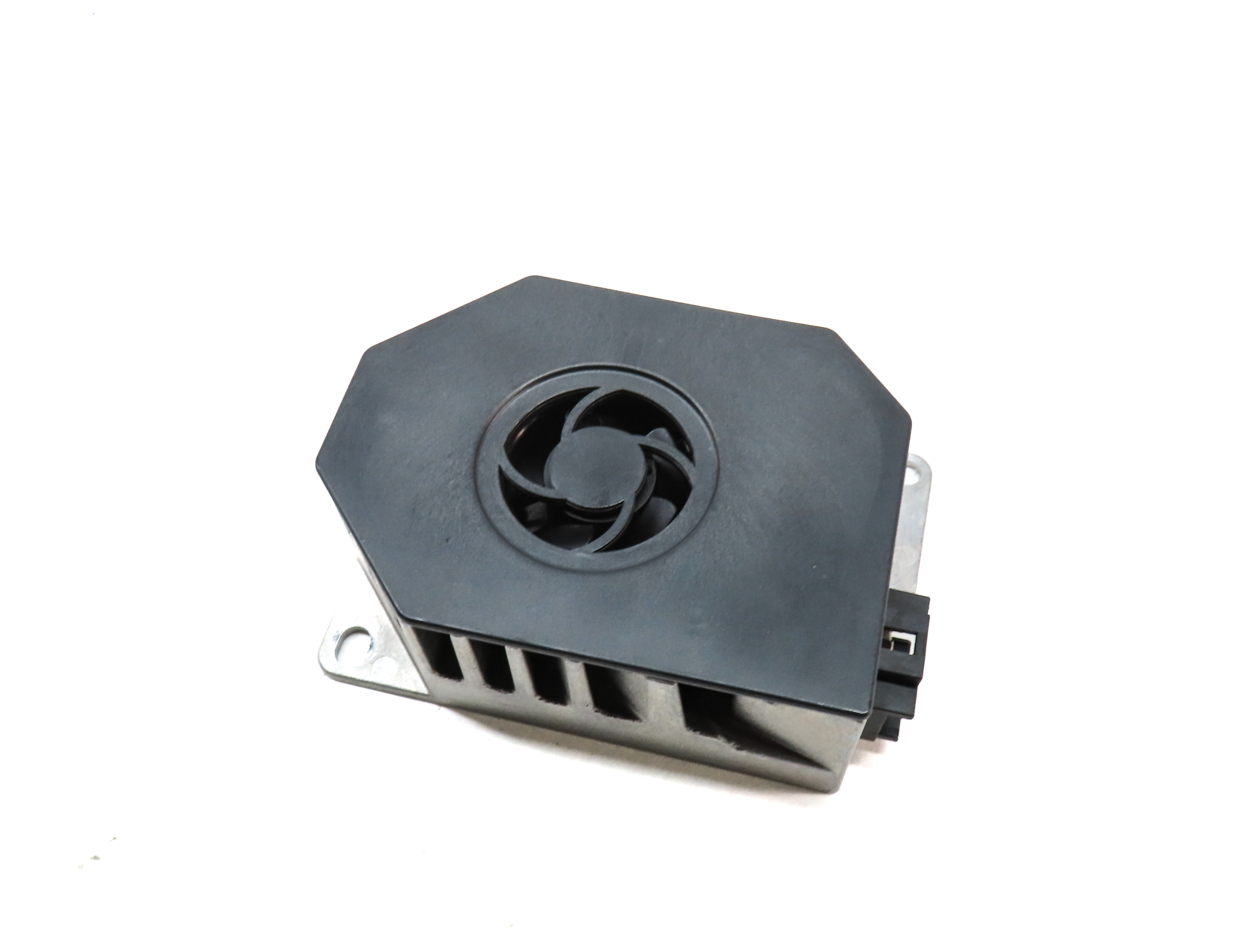 2011 MERCEDES GL450 (X164) RADIO STEREO SOUND SYSTEM SUBWOOFER AMPLIFIER AMP — exact item pictured
